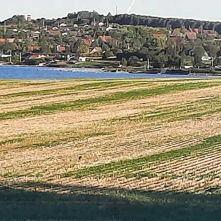 Nord På Rødkærgård *